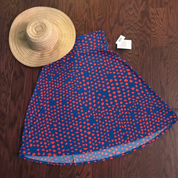 LuLaRoe Dresses & Skirts - LuLaRoe Azure Skirt NWT Sizes 14-16